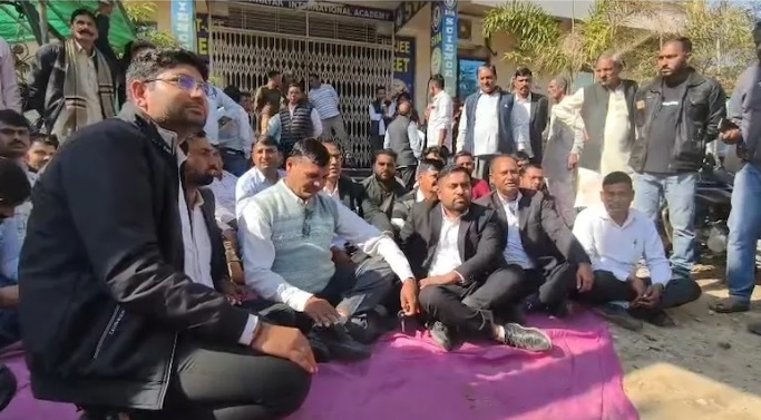 राजस्थान में लिव-इन रिलेशनशिप कानून का जयपुर में विरोध तेज, सर्व समाज के लोगों ने की बैठक